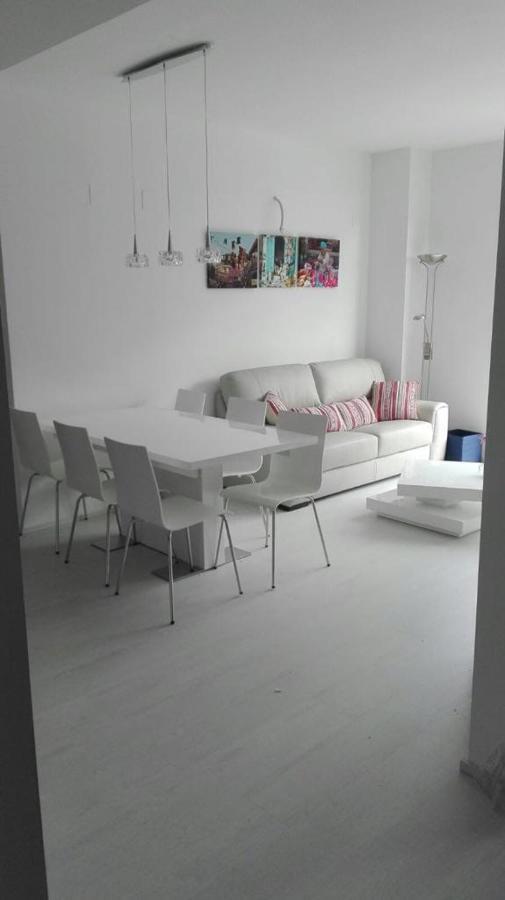 Edificio Attikos - Solo Familias Apartment Gandía Exterior foto