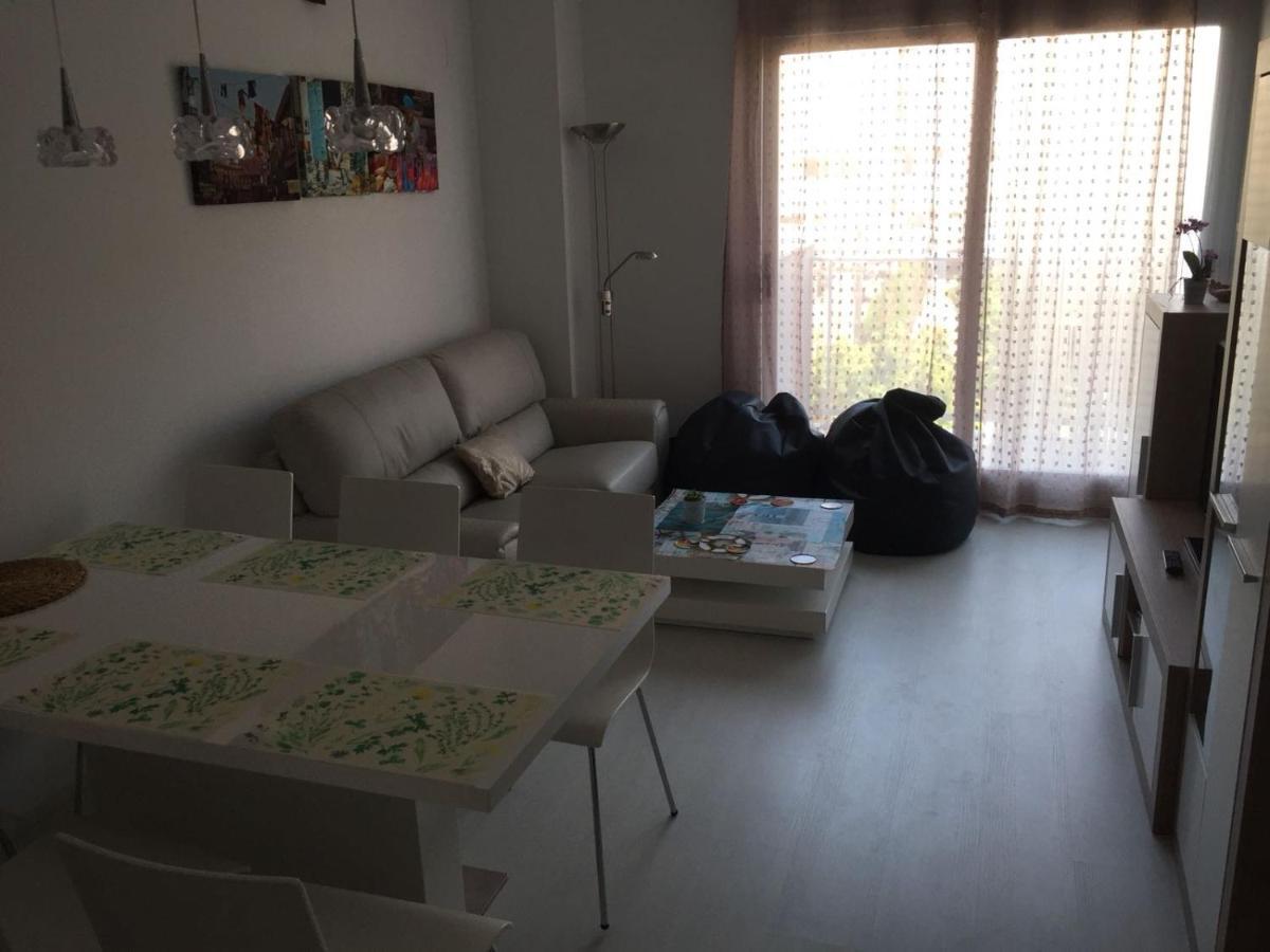 Edificio Attikos - Solo Familias Apartment Gandía Exterior foto