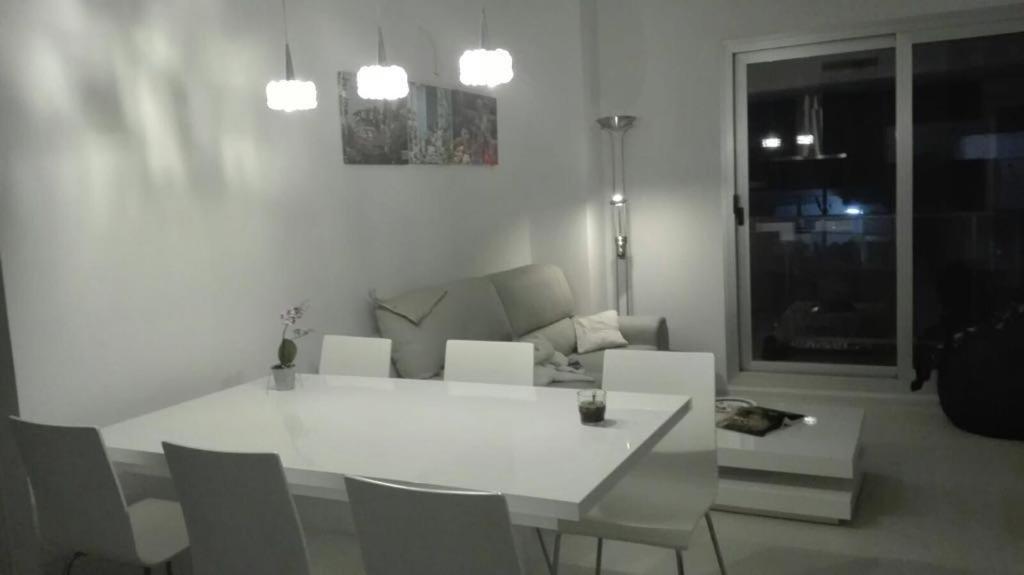 Edificio Attikos - Solo Familias Apartment Gandía Exterior foto
